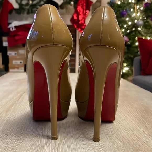 Louboutin Bianca 140MM Camel Patent - 37 - Picture 5 of 12